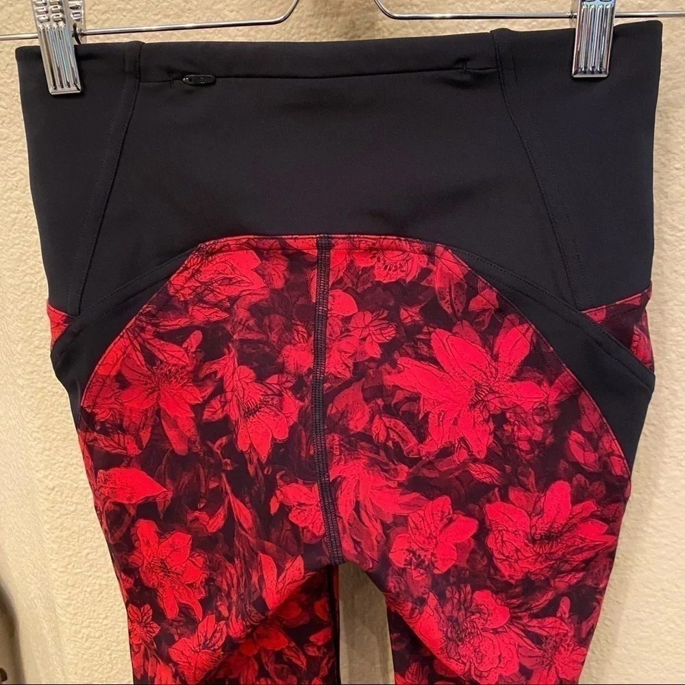 LULULEMON Train Times Fast Pace Pants Special Edition Size 4
